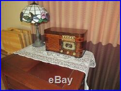 Vintage old wood antique tube radio ZENITH Mdl 6-S-527 A Real Beauty