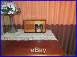 Vintage old wood antique tube radio ZENITH model 5D2611 Fresh